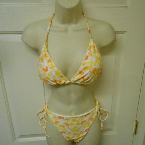 juniors size XL 2 piece string bikini swimsuit nwot yellow lined padded bra 🏊‍♂ - Picture 1 of 10